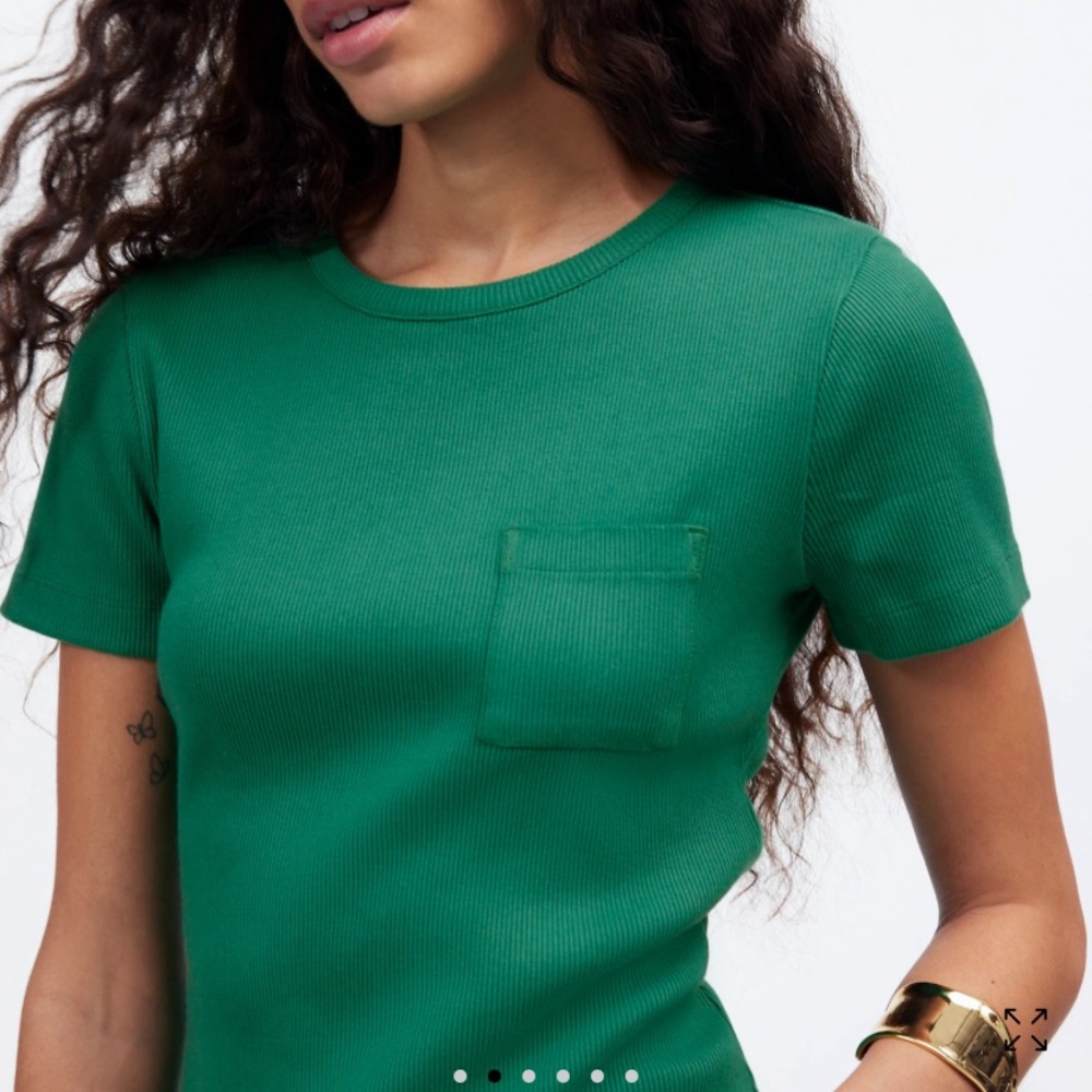 Madewell Ribbed Crewneck Pocket Tee - Picture 2 of 8